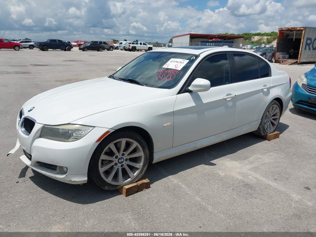 45396261 :رقم المزاد ، WBAPH7G58BNM58714 vin ، 2011 Bmw 328i مزاد بيع