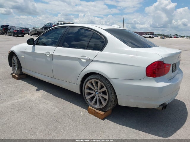45396261 :رقم المزاد ، WBAPH7G58BNM58714 vin ، 2011 Bmw 328i مزاد بيع