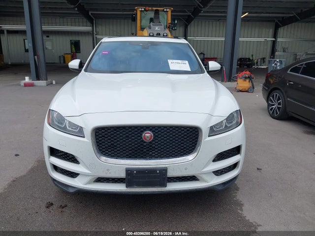 Jaguar F-pace 25t Premium 2018 SADCJ2FX0JA270985 Image 12