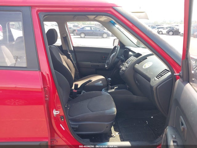 45396298 :رقم المزاد ، KNDJT2A58D7553008 vin ، 2013 Kia Soul مزاد بيع