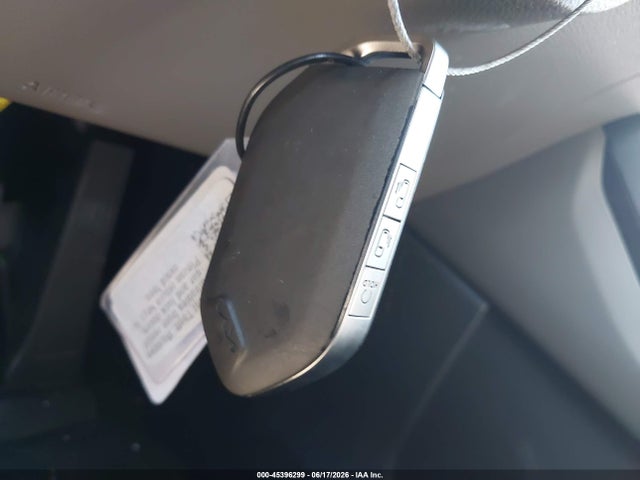 KNDNB5KA1T6130339 KIA Carnival Mpv Hybrid Lxs