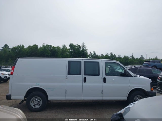 1GCZGHFGXH1168045 Chevrolet Express 3500 Work Van
