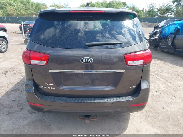 45396343 :رقم المزاد ، KNDMB5C12H6324721 vin ، 2017 Kia Sedona Lx مزاد بيع