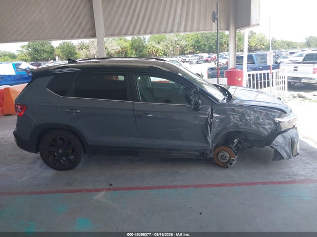 2024 Volkswagen Taos 1.5t Se მანქანა იყიდება აუქციონზე, vin: 3VVEX7B23RM020456, აუქციონის ნომერი: 45396377