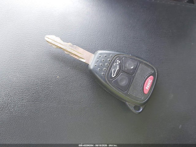 45396384 :رقم المزاد ، 1C3CCBBB7CN283796 vin ، 2012 Chrysler 200 Touring مزاد بيع