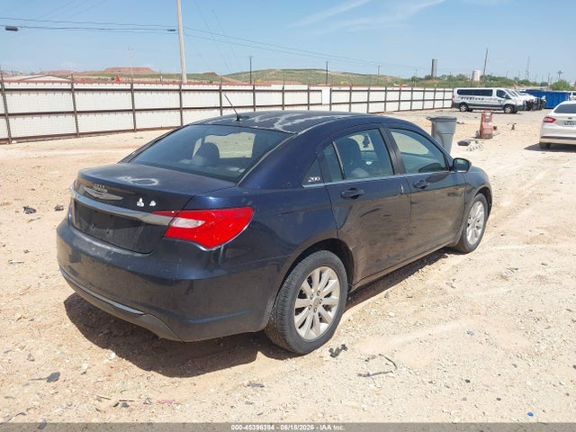 45396384 :رقم المزاد ، 1C3CCBBB7CN283796 vin ، 2012 Chrysler 200 Touring مزاد بيع