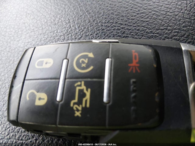 45396410 :رقم المزاد ، 3C63RRHL2LG195466 vin ، 2020 Ram 3500 Big Horn  4x4 8' Box مزاد بيع