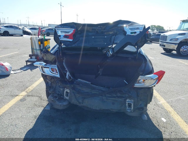 Honda ACCORD LX 2018 1HGCV1F16JA263403 Image 17