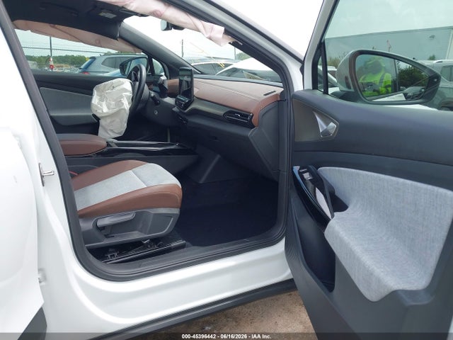 Volkswagen ID.4 PRO 2023 1V2CMPE8XPC011989 Image 5