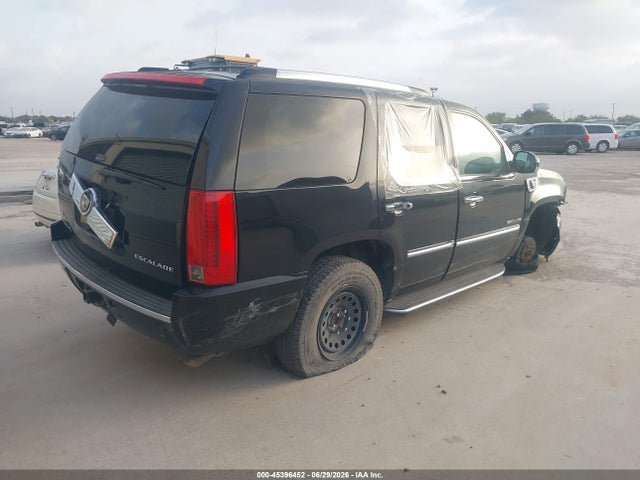 Продажа на аукционе авто 2010 Cadillac Escalade Luxury, vin: 1GYUKBEF0AR122353, номер лота: 45396452