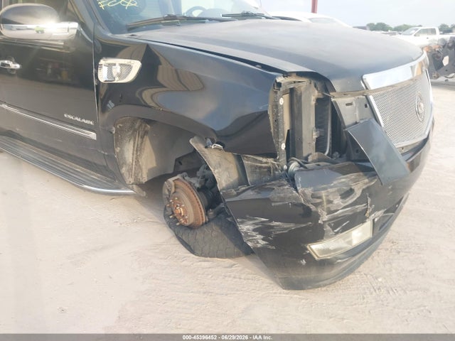 Продажа на аукционе авто 2010 Cadillac Escalade Luxury, vin: 1GYUKBEF0AR122353, номер лота: 45396452
