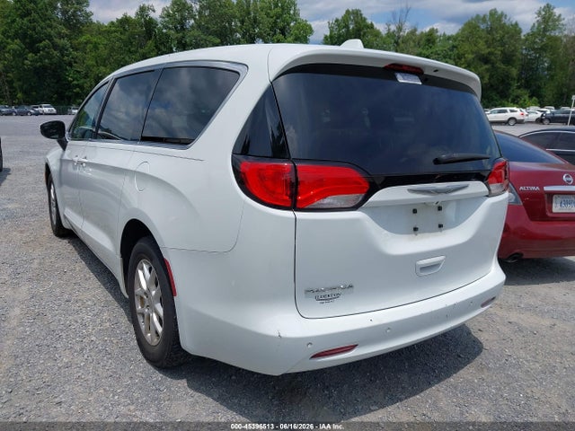 Auction sale of the 2018 Chrysler Pacifica Lx, vin: 2C4RC1CG0JR117890, lot number: 45396513