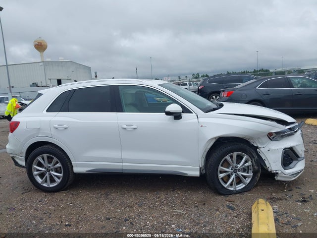 45396525 :رقم المزاد ، WA1DECF32P1055179 vin ، 2023 Audi Q3 Premium 45 Tfsi S Line Quattro Tiptronic مزاد بيع