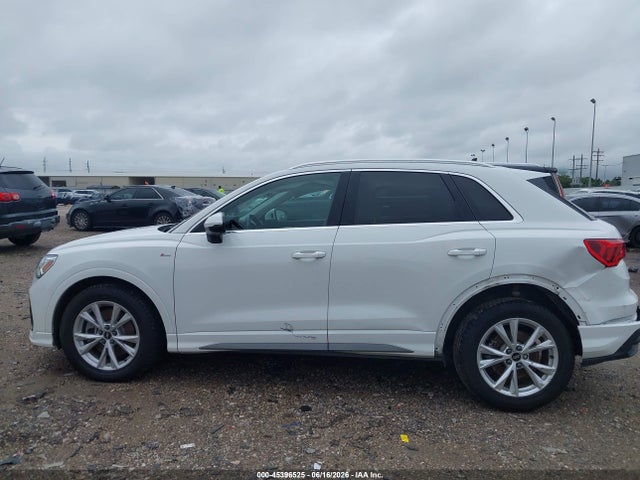 45396525 :رقم المزاد ، WA1DECF32P1055179 vin ، 2023 Audi Q3 Premium 45 Tfsi S Line Quattro Tiptronic مزاد بيع