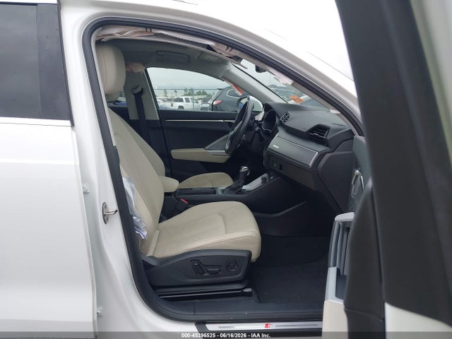 45396525 :رقم المزاد ، WA1DECF32P1055179 vin ، 2023 Audi Q3 Premium 45 Tfsi S Line Quattro Tiptronic مزاد بيع