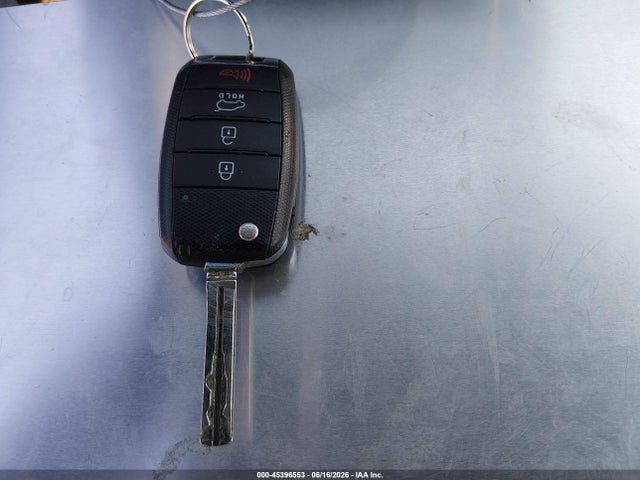 KIA SORENTO LX 2015 5XYKTCA62FG594369 Image 11