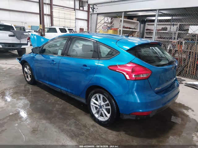 Ford FOCUS SE 2015 1FADP3K25FL310669 Image 3