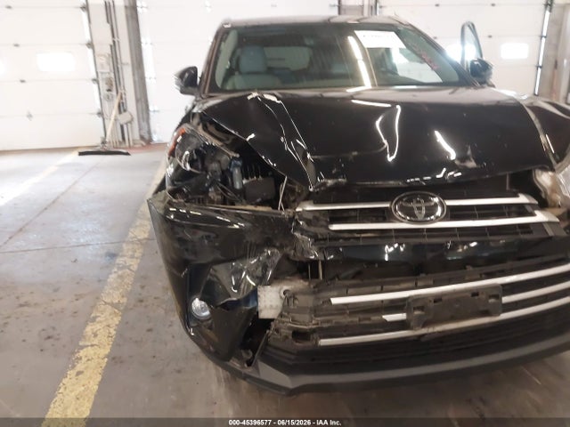Toyota Highlander Xle 2018 5TDJZRFH4JS843967 Image 6