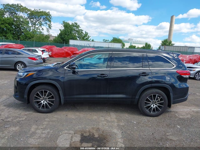 Toyota Highlander Se 2017 5TDJZRFH7HS427373 Image 14