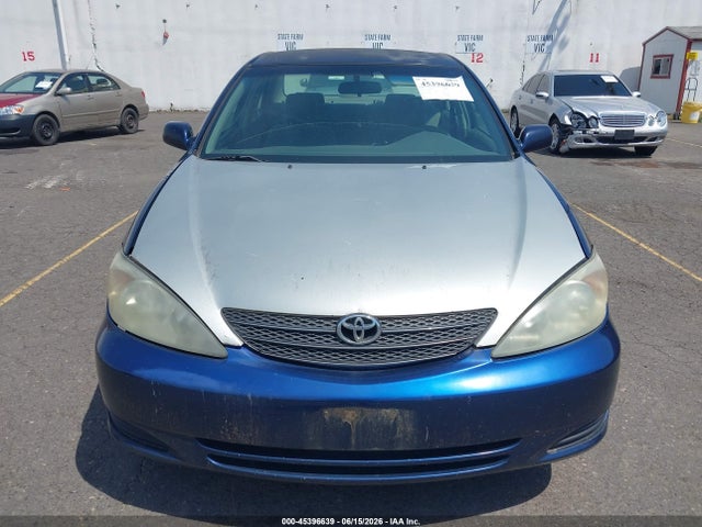 2004 Toyota Camry Le V6 მანქანა იყიდება აუქციონზე, vin: 4T1BF30K84U064551, აუქციონის ნომერი: 45396639