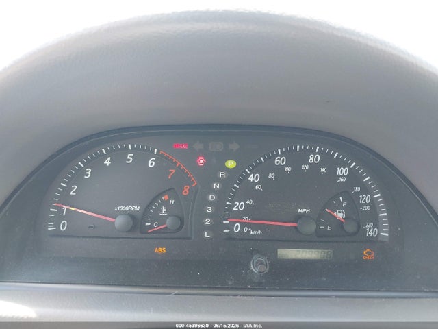 2004 Toyota Camry Le V6 მანქანა იყიდება აუქციონზე, vin: 4T1BF30K84U064551, აუქციონის ნომერი: 45396639