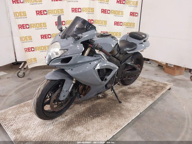 2007 Suzuki Gsx-r600 მანქანა იყიდება აუქციონზე, vin: JS1GN7DA972107682, აუქციონის ნომერი: 45396687