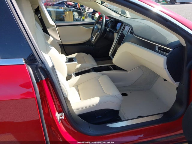 Продажа на аукционе авто 2018 Tesla Model S 100d/75d/p100d, vin: 5YJSA1E26JF245202, номер лота: 45396762