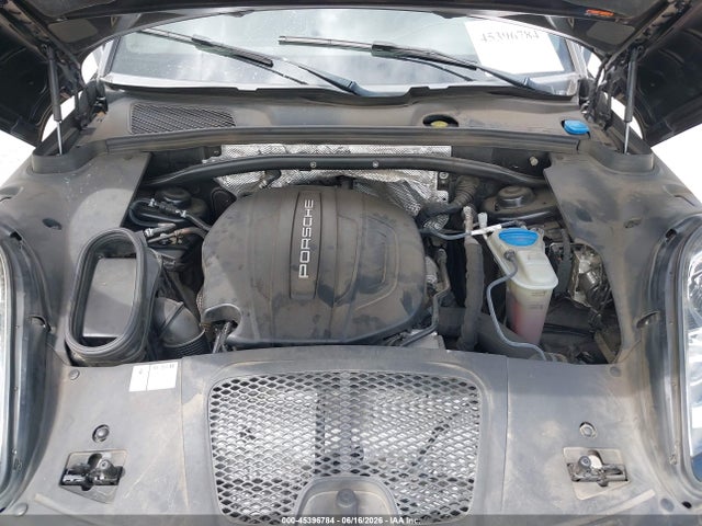 45396784 :رقم المزاد ، WP1AA2A56HLB82030 vin ، 2017 Porsche Macan مزاد بيع