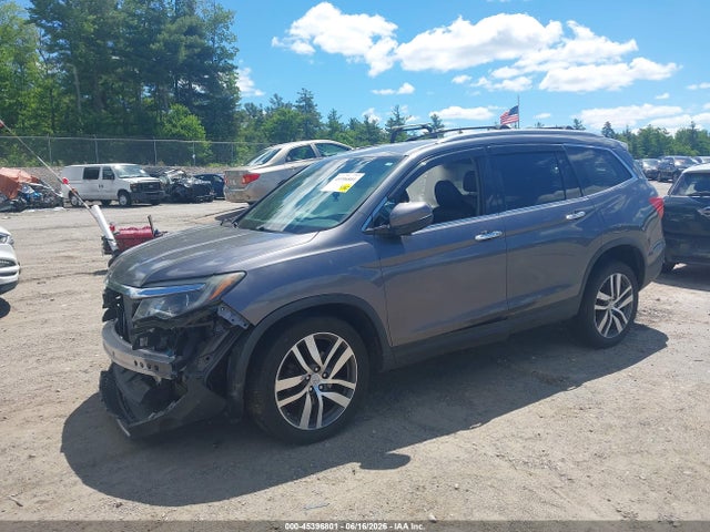 Honda Pilot Touring 2016 5FNYF6H96GB055331 Image 2