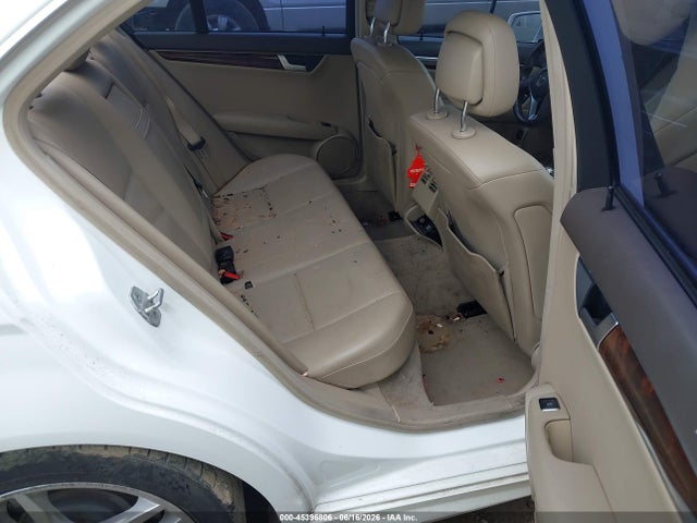 45396806 :رقم المزاد ، WDDGF4HB4ER307819 vin ، 2014 Mercedes-benz C 250 Sport مزاد بيع