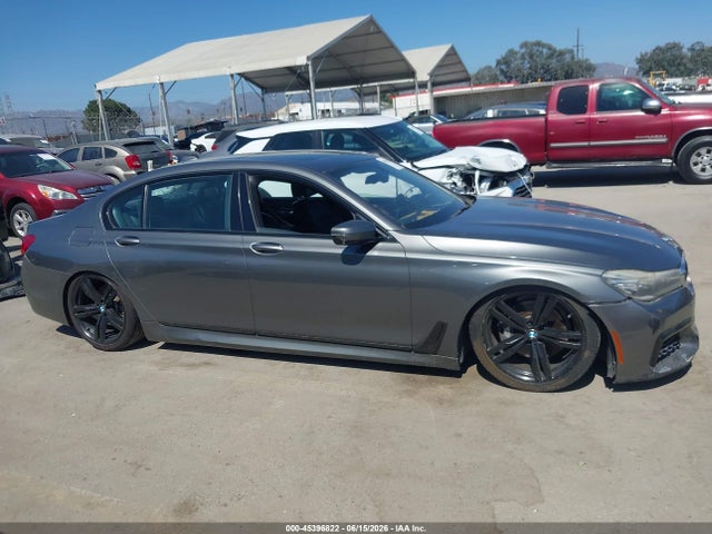 BMW 740I 2016 WBA7E2C57GG547607 Image 13
