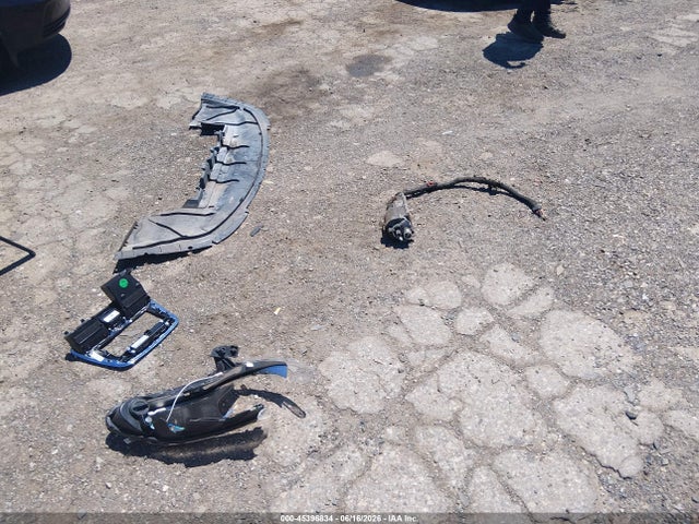 2013 Chrysler 200 Touring მანქანა იყიდება აუქციონზე, vin: 1C3CCBBB4DN540205, აუქციონის ნომერი: 45396834
