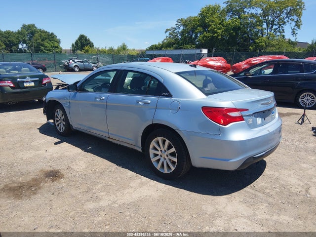 2013 Chrysler 200 Touring მანქანა იყიდება აუქციონზე, vin: 1C3CCBBB4DN540205, აუქციონის ნომერი: 45396834
