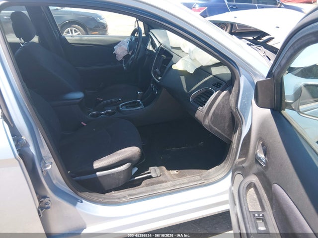 2013 Chrysler 200 Touring მანქანა იყიდება აუქციონზე, vin: 1C3CCBBB4DN540205, აუქციონის ნომერი: 45396834