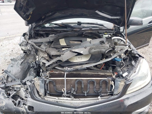 45396843 :رقم المزاد ، WDDGF8BB0CA697197 vin ، 2012 Mercedes-benz C 300 Sport 4matic مزاد بيع