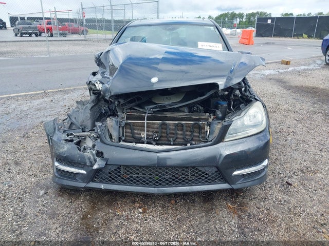 45396843 :رقم المزاد ، WDDGF8BB0CA697197 vin ، 2012 Mercedes-benz C 300 Sport 4matic مزاد بيع