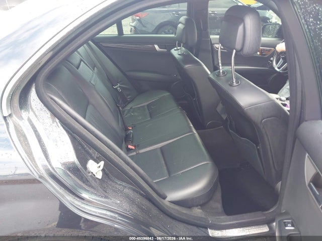 45396843 :رقم المزاد ، WDDGF8BB0CA697197 vin ، 2012 Mercedes-benz C 300 Sport 4matic مزاد بيع