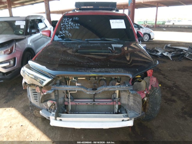 Toyota 4RUNNER SR5 2022 JTEEU5JR4N5259889 Image 12