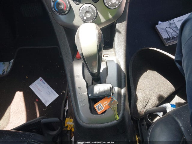 Chevrolet Sonic Ltz Auto 2015 1G1JE6SB1F4107026 Image 11