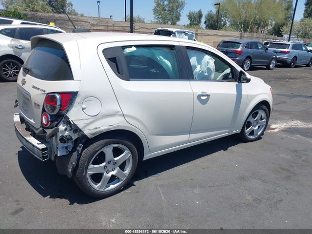 Chevrolet Sonic Ltz Auto 2015 1G1JE6SB1F4107026 Image 4