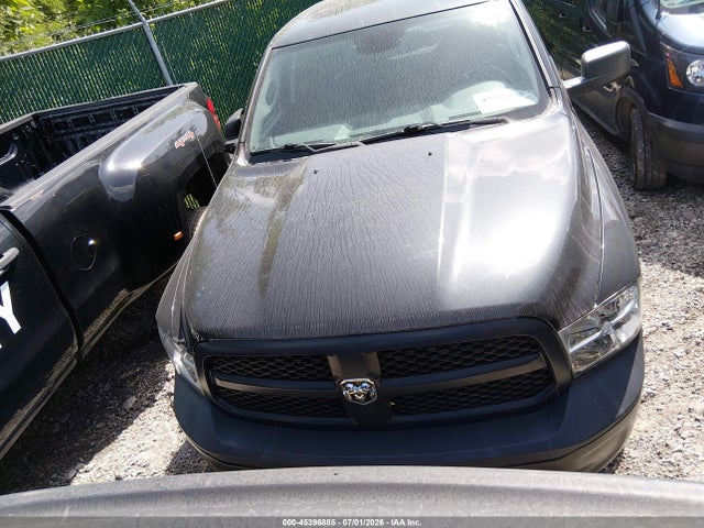 45396885 :رقم المزاد ، 1C6RR7KGXGS362536 vin ، 2016 Ram 1500 Tradesman مزاد بيع
