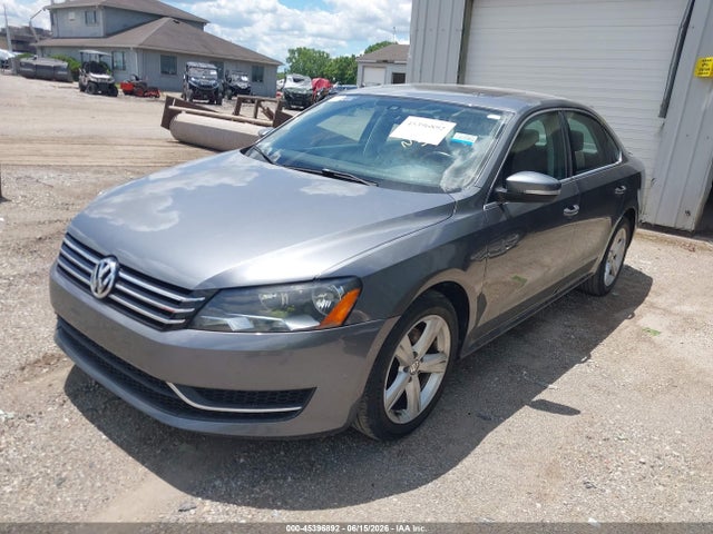 45396892 :رقم المزاد ، 1VWBH7A31DC001887 vin ، 2013 Volkswagen Passat 2.5l Se مزاد بيع