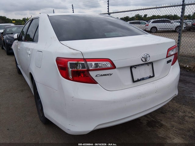 2014 Toyota Camry L მანქანა იყიდება აუქციონზე, vin: 4T4BF1FK0ER341972, აუქციონის ნომერი: 45396944