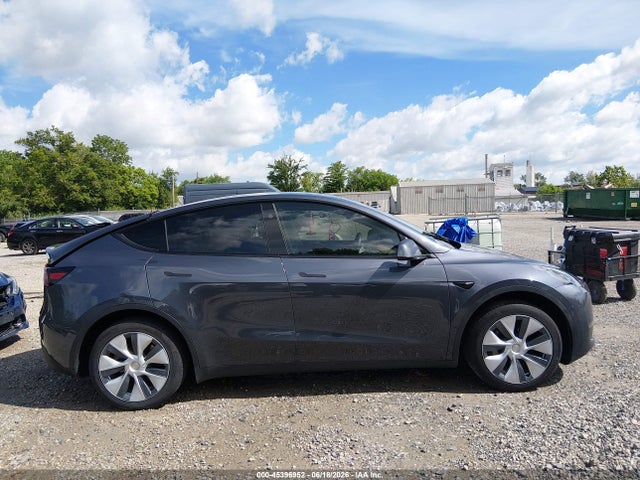 Продажа на аукционе авто 2023 Tesla Model Y Awd/long Range Dual Motor All-wheel Drive, vin: 7SAYGDEE7PF852693, номер лота: 45396952