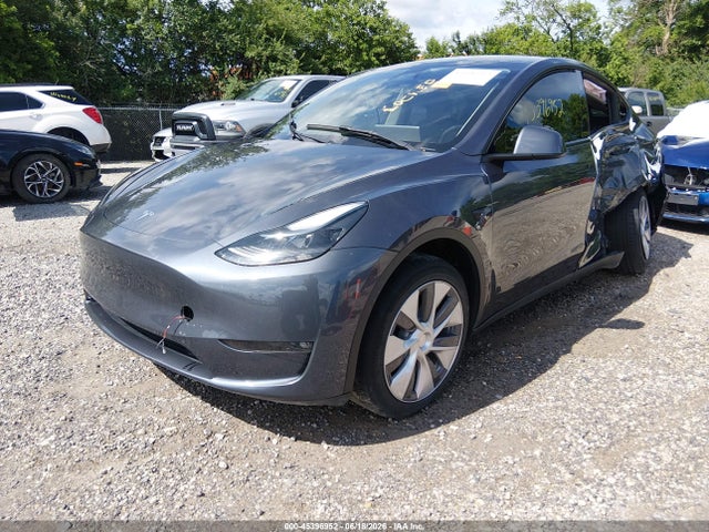Продажа на аукционе авто 2023 Tesla Model Y Awd/long Range Dual Motor All-wheel Drive, vin: 7SAYGDEE7PF852693, номер лота: 45396952