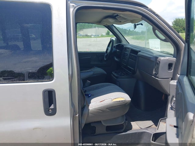 Продажа на аукционе авто 2005 Chevrolet Express, vin: 1GAHG39U551255274, номер лота: 45396961
