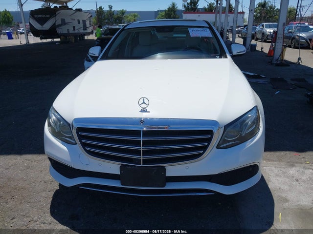 45396984 :رقم المزاد ، WDDZF8DB2LA727063 vin ، 2020 Mercedes-benz E 350 مزاد بيع