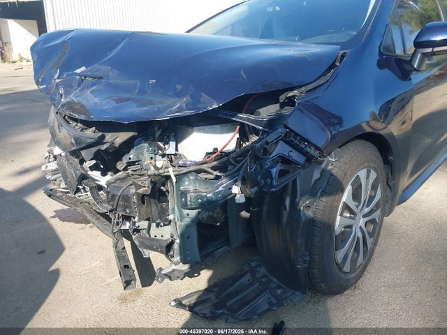 Toyota Corolla Hybrid Le 2022 JTDEAMDE3NJ060954 Image 6