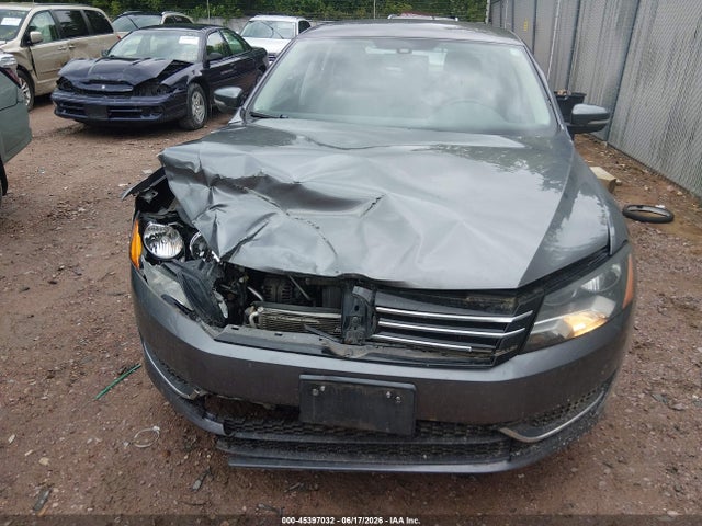2013 Volkswagen Passat 2.5l Se მანქანა იყიდება აუქციონზე, vin: 1VWBP7A31DC100972, აუქციონის ნომერი: 45397032