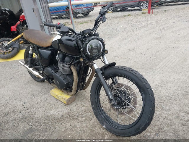 Triumph Motorcycle Bonneville T100 2015 SMT910K12FT667722 main image